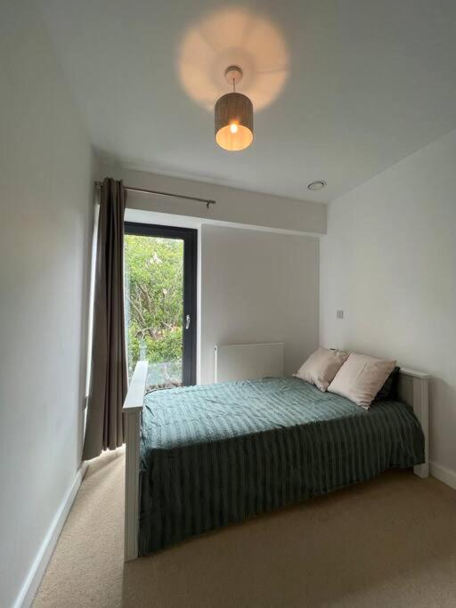 2 Bedroom Modern City Centre Bournemouth Apartment בורנמות' מראה חיצוני תמונה